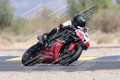 media/Apr-19-2025-CVMA (Sat) [[586b59ad56]]/Race 10-Amateur Supersport Middleweight/